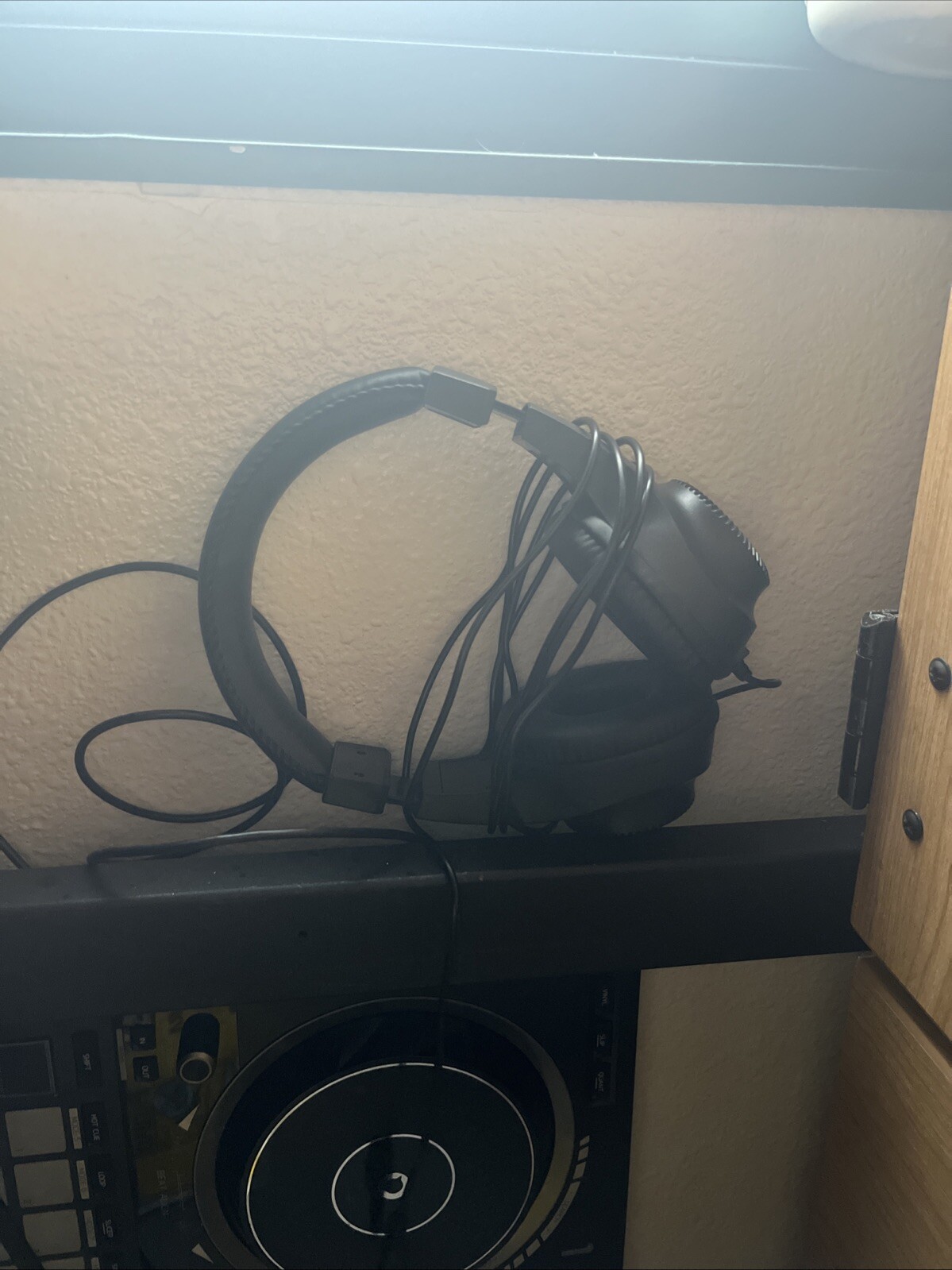 Picture 2 of 4