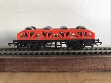 Hornby R131 Flat Wagon with Wheel Load OO