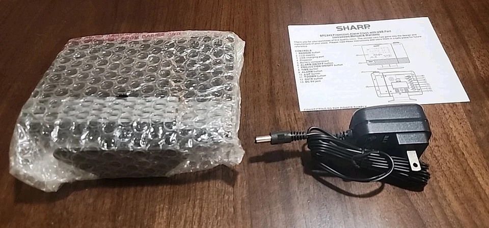 Sharp Projection Alarm Clock w/ Rapid Charge 2AMP USB Port SPC543 Day/Month/Date - Image 2 of 4