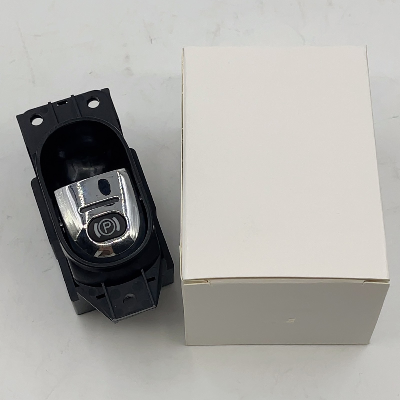 Bentley Continental GT 2004-2011 Parking brake switch P/N 3W0927225B