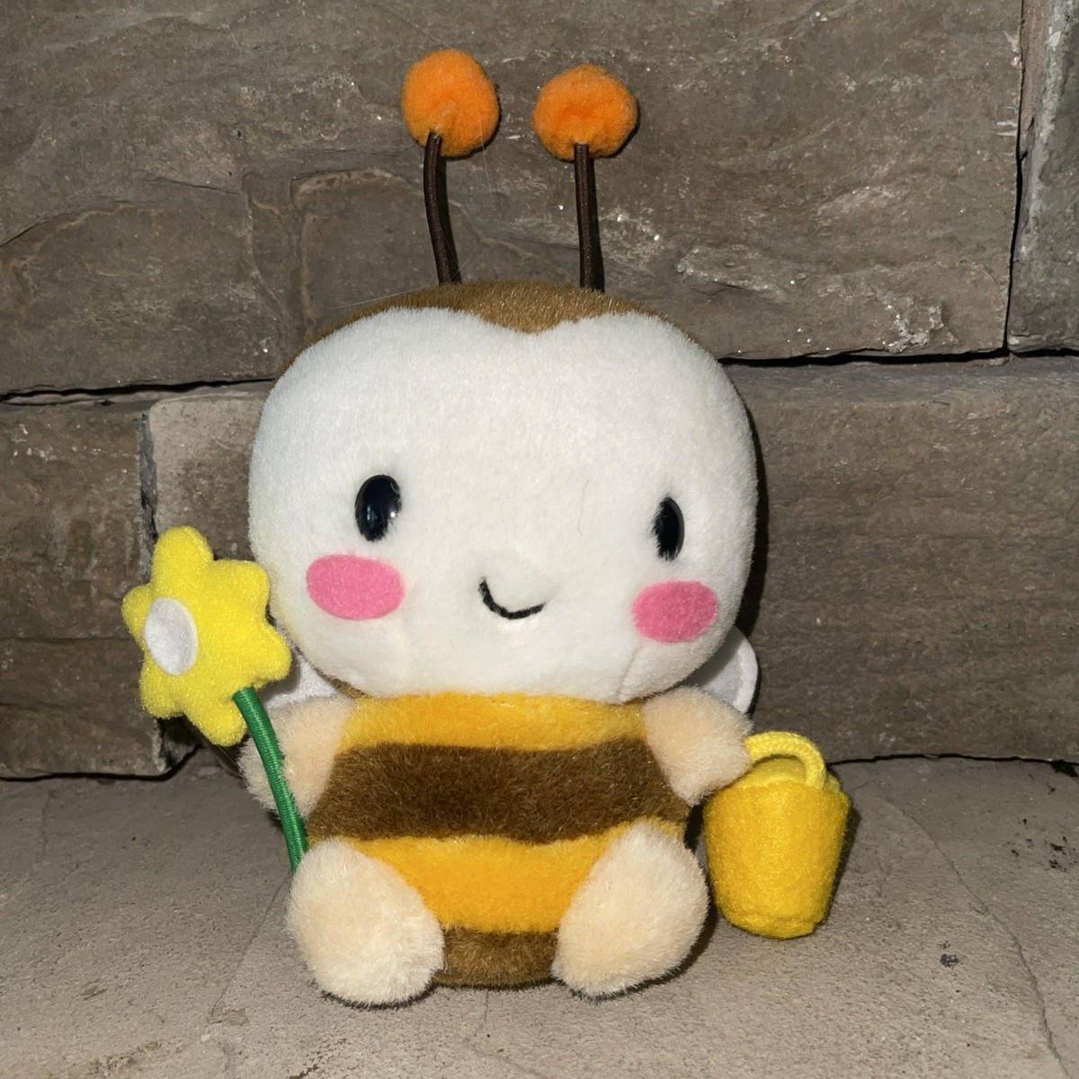 Rare Sanrio Smiles Sweet Coron Bumble Bee Plush 2001 w/ Tag