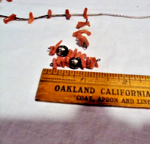 Lotto Vintage Argento Liquido Ramo Corallo Collana 17" e Orecchini Clip + 3 Pezzi - Foto 4 di 8