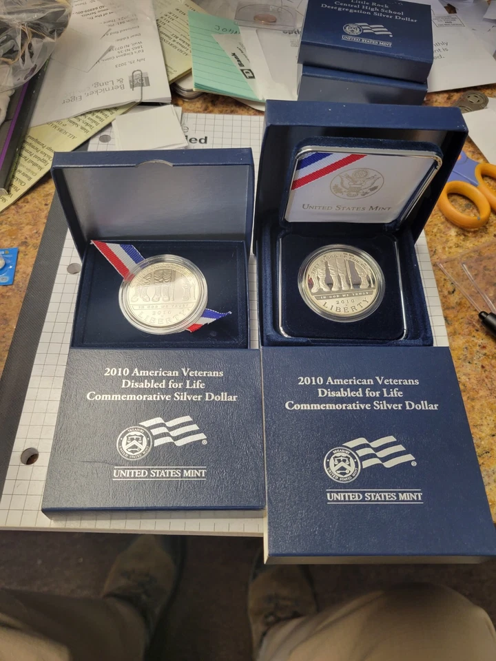 2010 American Disabled Veterans Silver Dollar Coins. Uncirculated & Proof  Box + - Image 2 of 4