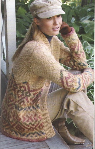 Sacs and Sweaters Patons Pattern Book 500858 - Picture 5 of 8