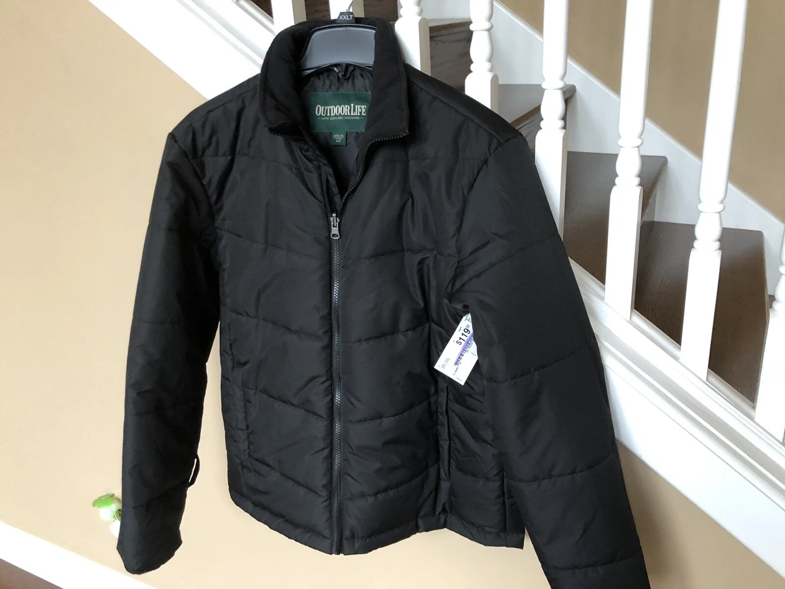 Men's Outdoor Life Water Resistant Puffer Jacket Black Small Size