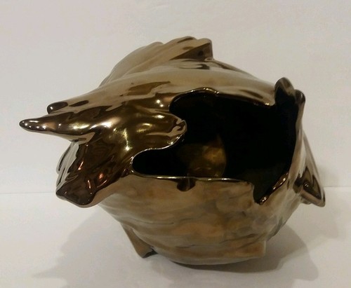 Vtg Metallic Brown Copper Finish Abstract Ceramic 10" Tall Wind & Water Vase - Picture 4 of 12