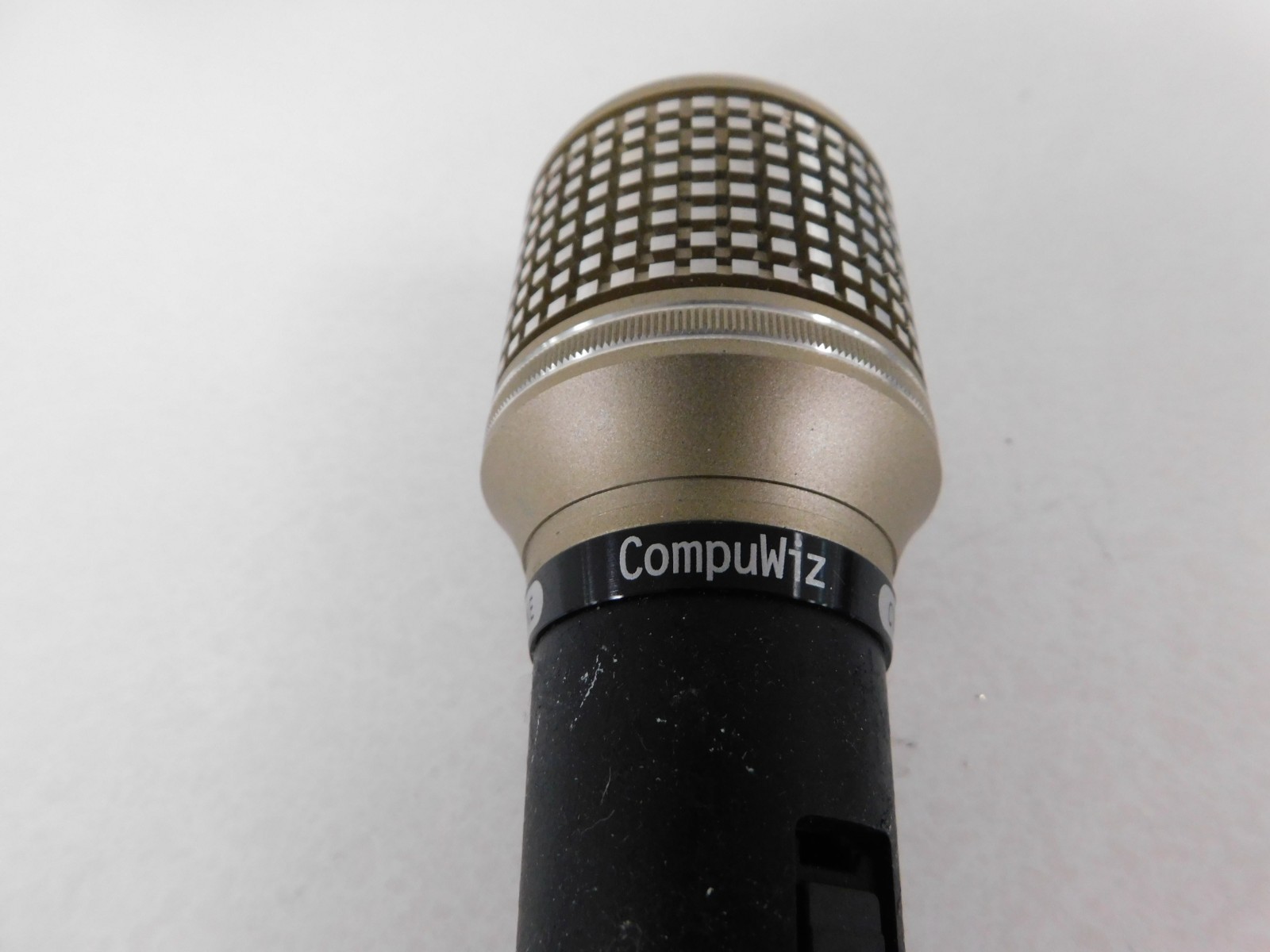 CompuWiz CW-98G Professional Dynamic Mic Microphone TESTED XLR