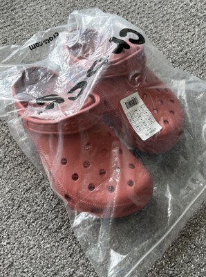 Crocs mens 9 new W Tags. Strawberry Wine | eBay