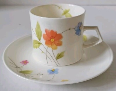 Vintage Mikasa Just Flowers A4182 3'' Tea Cup 6.5'' Saucer Bone China Narumi Japan