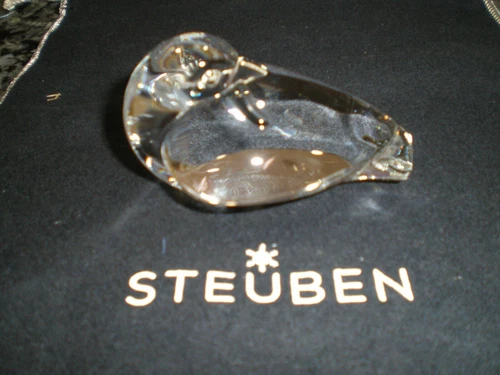 STEUBEN GLASS HANDCOOLER Peace Dove Olive Branch - SIGNED - Excellent Condition