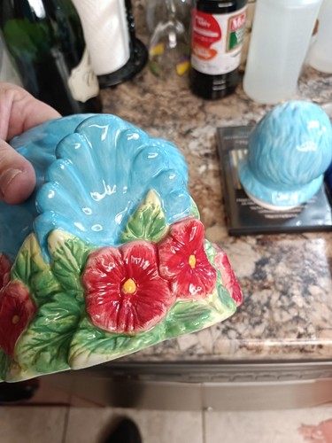 Bluebird Shaped Cookie Jar With Flowers - Picture 7 of 10