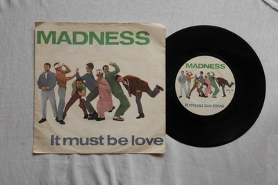 MADNESS  IT MUST BE LOVE STIFF RECORDS UK 7'' VINYL SINGLE in PICTURE SLEEVE
