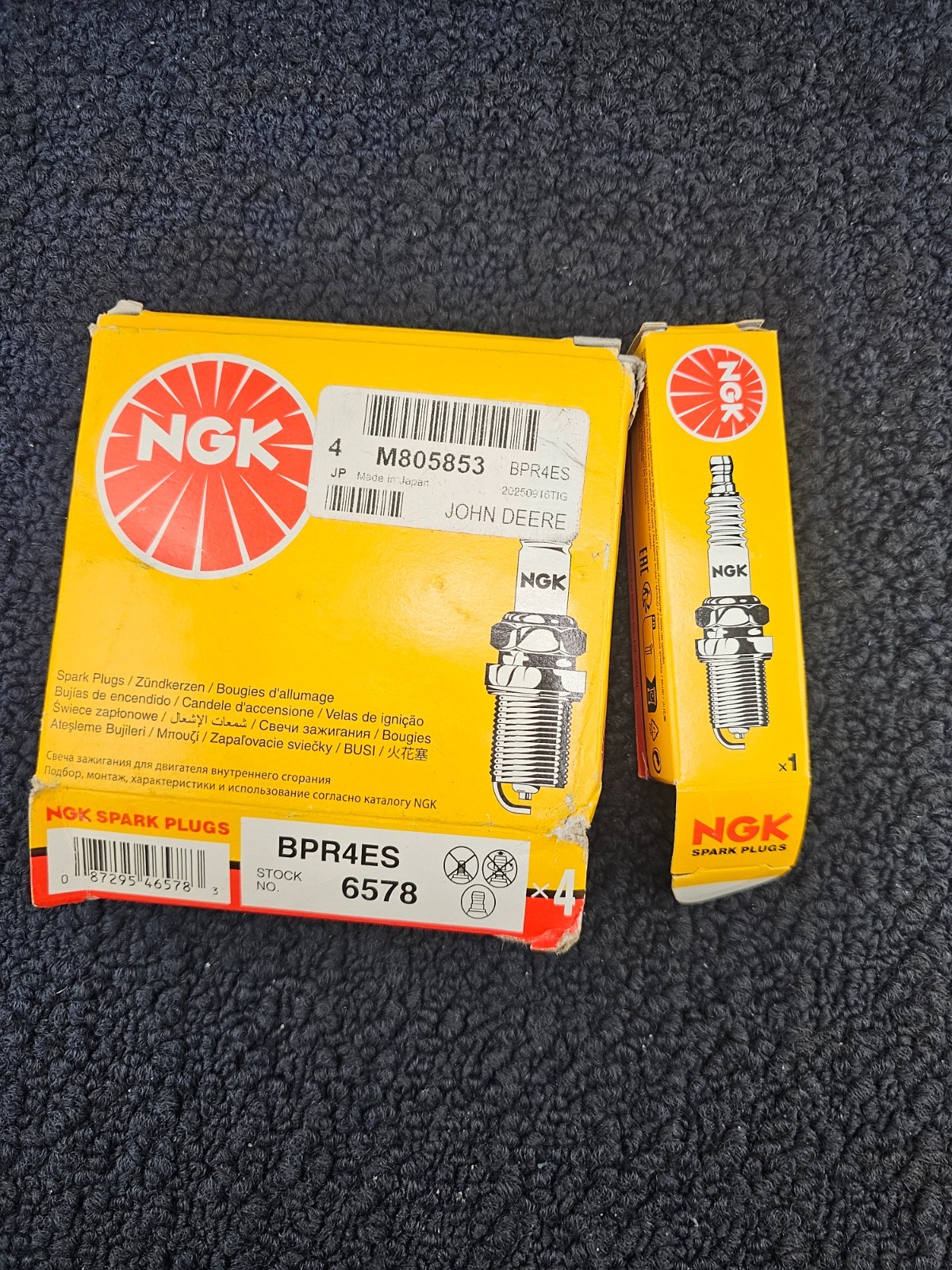 QTY 4 NGK BPR4ES 6578 Spark Plugs Fits Dodge Chrysler Chevrolet