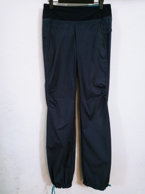 RARE Vintage Lululemon Pants Size 4 Blue (Speed Up Style)