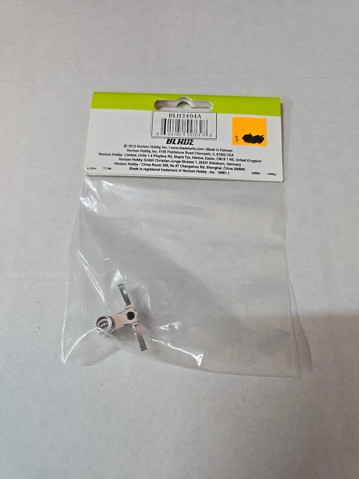 Blade Aluminum Main Rotor Head Block 180 CFX BLH3404A Replacement Helicopter - Image 2 of 3