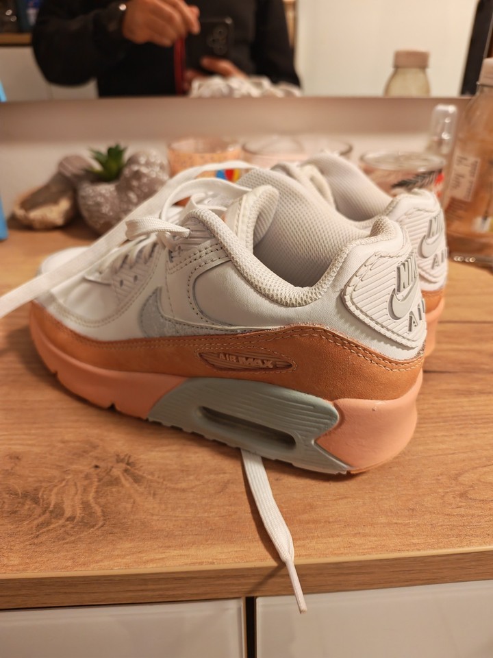 Nike Air Max 90 LTR GS Kids / Womens's Shoes White Salmon Pink Casual ...