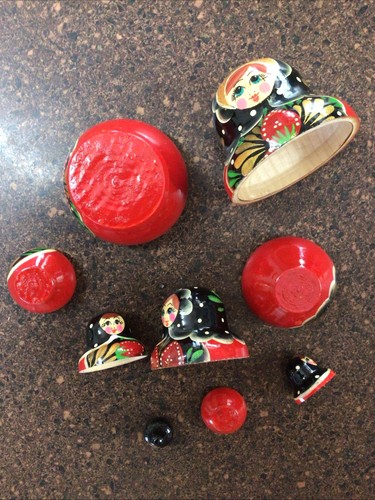 Vintage 5 Piece Ukrainian Matryoshka Nesting Doll Dolls Hand-painted Strawberry - Picture 4 of 5