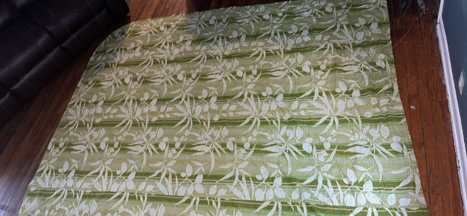 80’s/90’s Throw Blanket - Image 2 of 2