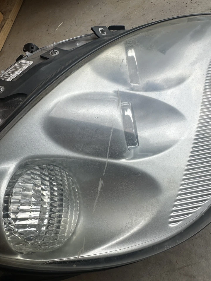 Chevrolet Corvette C6 2005-2013 hoja de pasajero derecha faros plateados LED OEM OBO Foto 2 de 4