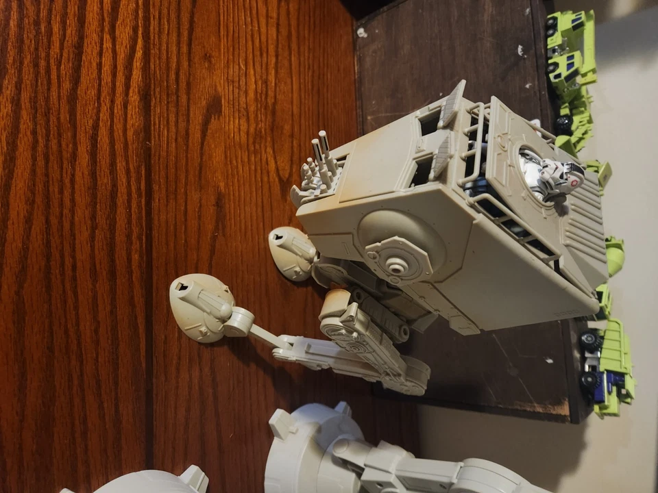 THE ULTIMATE TOY COLLECTION vintage toys He man,Star wars,transformers, D.C. - Image 2 of 4