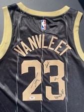 Fred Vanvleet Signed Autographed Jersey Toronto Raptors Psa/Dna Coa Bet On Self