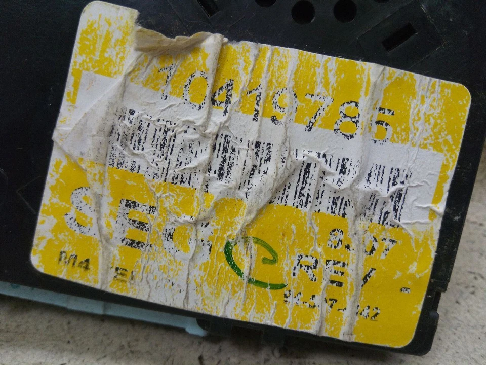 Body Control Module BCM 10419785 Fits 97-04 OLDSMOBILE SILHOUETTE e10-33/200651 - Image 2 of 4