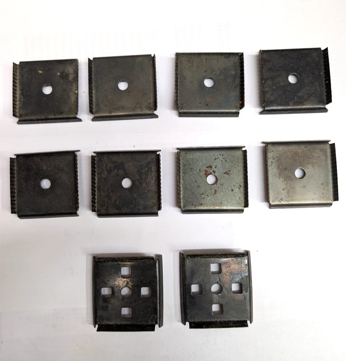 Raspador Triangular De Pintura Antiguo – Pieza única