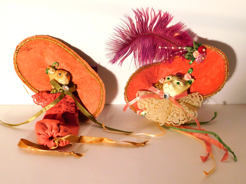 Wayne Kleski Katherine's Collection Cat Wearing Hat Ornaments Set of 2