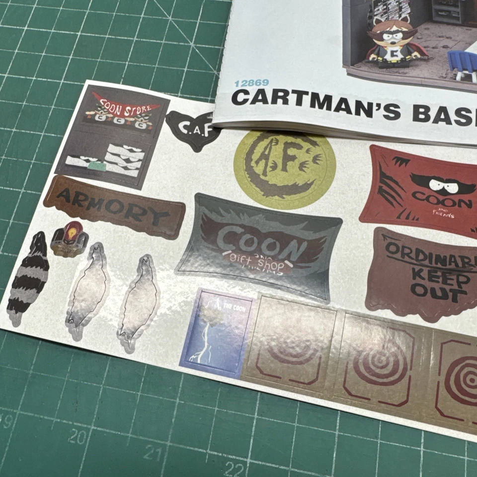 Juego de construcción South Park Cartman's Basement McFarlane incompleto sin caja A4 Foto 3 de 4