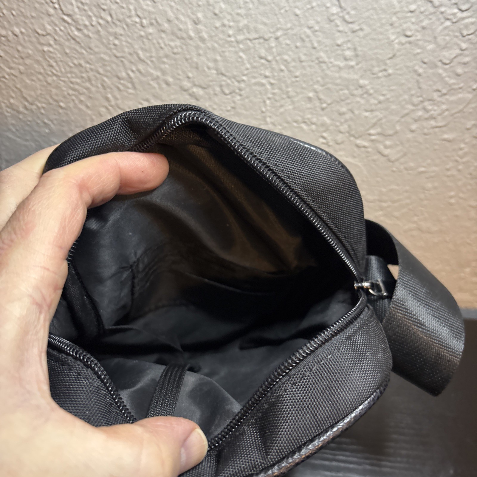 True Religion Black Leather Crossbody Bag  thumbnail 8