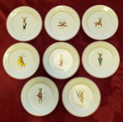 VINTAGE LTD COMMODITIES 8 PIECE CHRISTMAS REINDEER PLATE SET SALAD-DESSERT