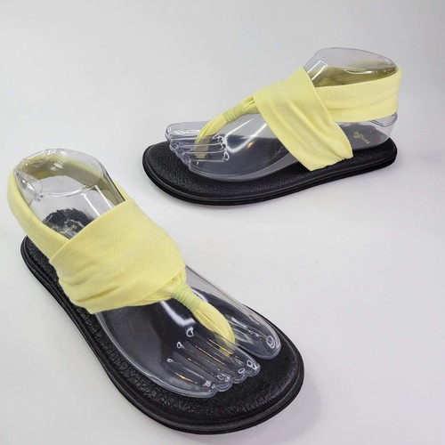 sanuk yellow flip flops