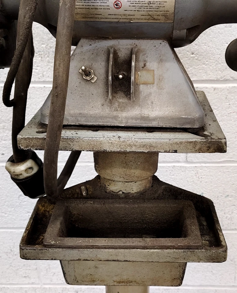 BALDOR 7" BENCH GRINDER W/EYE SHIELDS GA9  1/2 HP 3 PH  CAT NO. 7309D - Image 4 of 4