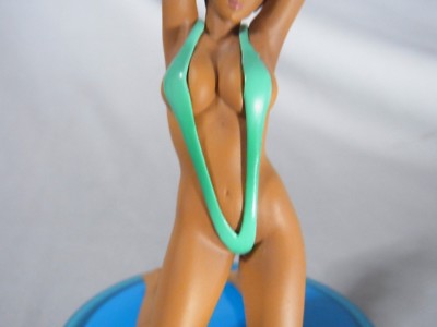 Dead or Alive DOA Sexy Swim Wear Figure Lisa Hamilton Full Color Brand-New
