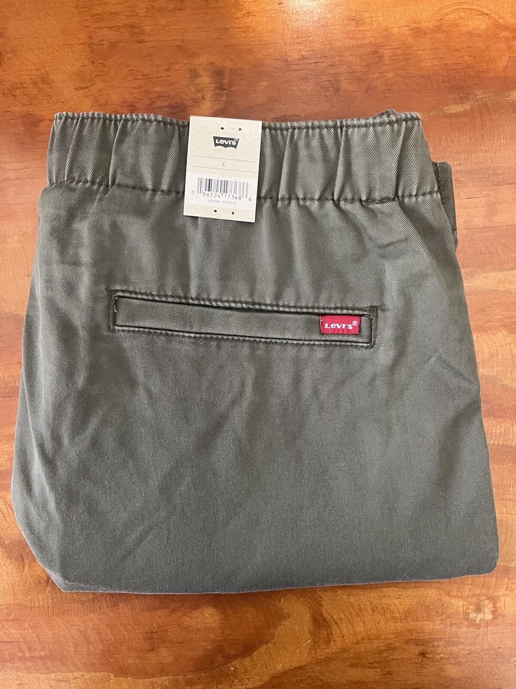 Levis Green XX Chino Jogger Pants Mens Large NWT Olive