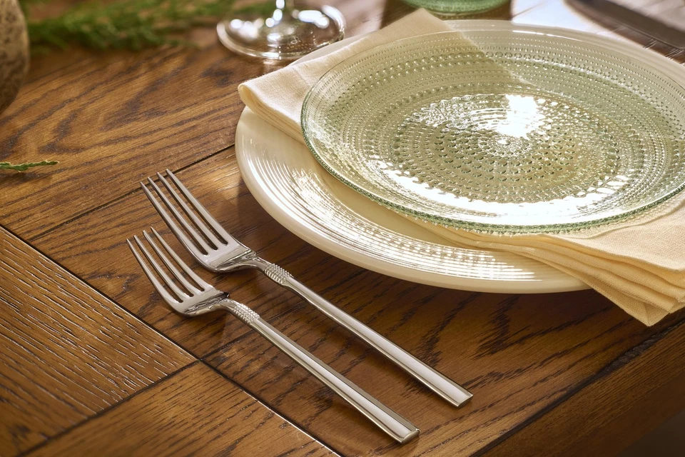 Vaso Jupiter Hobnail, plato de cena de 10,5" (juego de 4), verde salvia Foto 3 de 3