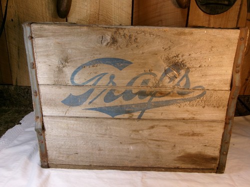 Vintage Graf's Deep Rock Beverages Milwaukee, WI Wood Advertising Crate