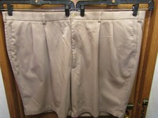 MENS ROUNDTREE  YORKE PLEATED 2 SPANDEX BEIGE SHORTS SIZE 52