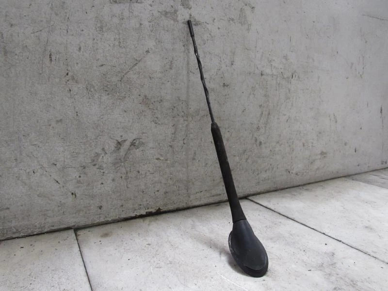 Antena 10 11 12 14 15 16 17 20 21 22 23 FORD TRANSIT CONNECT Foto 3 de 3