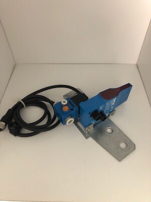 New SICK OPTIC ELECTRONIC IRT-P210E50S12 1063187 (No Box)