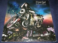 MEATLOAF SIGNED RECORD ALBUM TITLED 