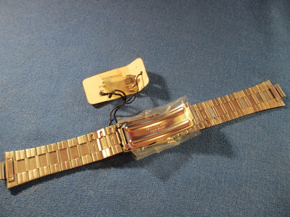 Relojero Estate Vintage NOS Pulsar 18mm Acero Inoxidable Pulsera con Etiquetas Foto 3 de 4