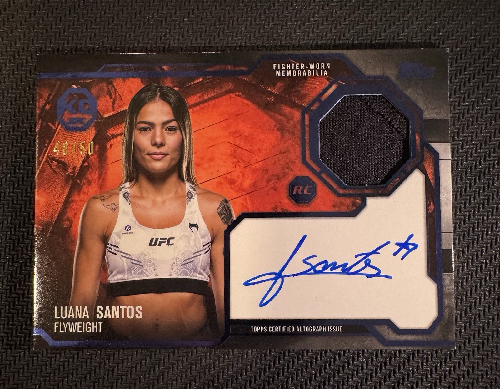 2025 Topps Knockout UFC Luana Santos Knockout Auto Relic Blue Rookie #/50 🔥