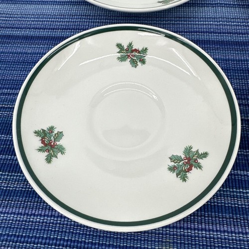 Johnson Brothers VICTORIAN CHRISTMAS Coffee Tea Cups + Saucers Set of 4 ENGLAND - Picture 4 of 24