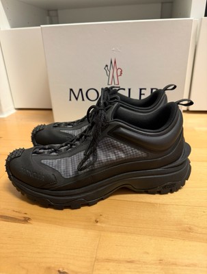 Moncler Trailgrip Lite Sneaker   Größe 42   Top Zustand