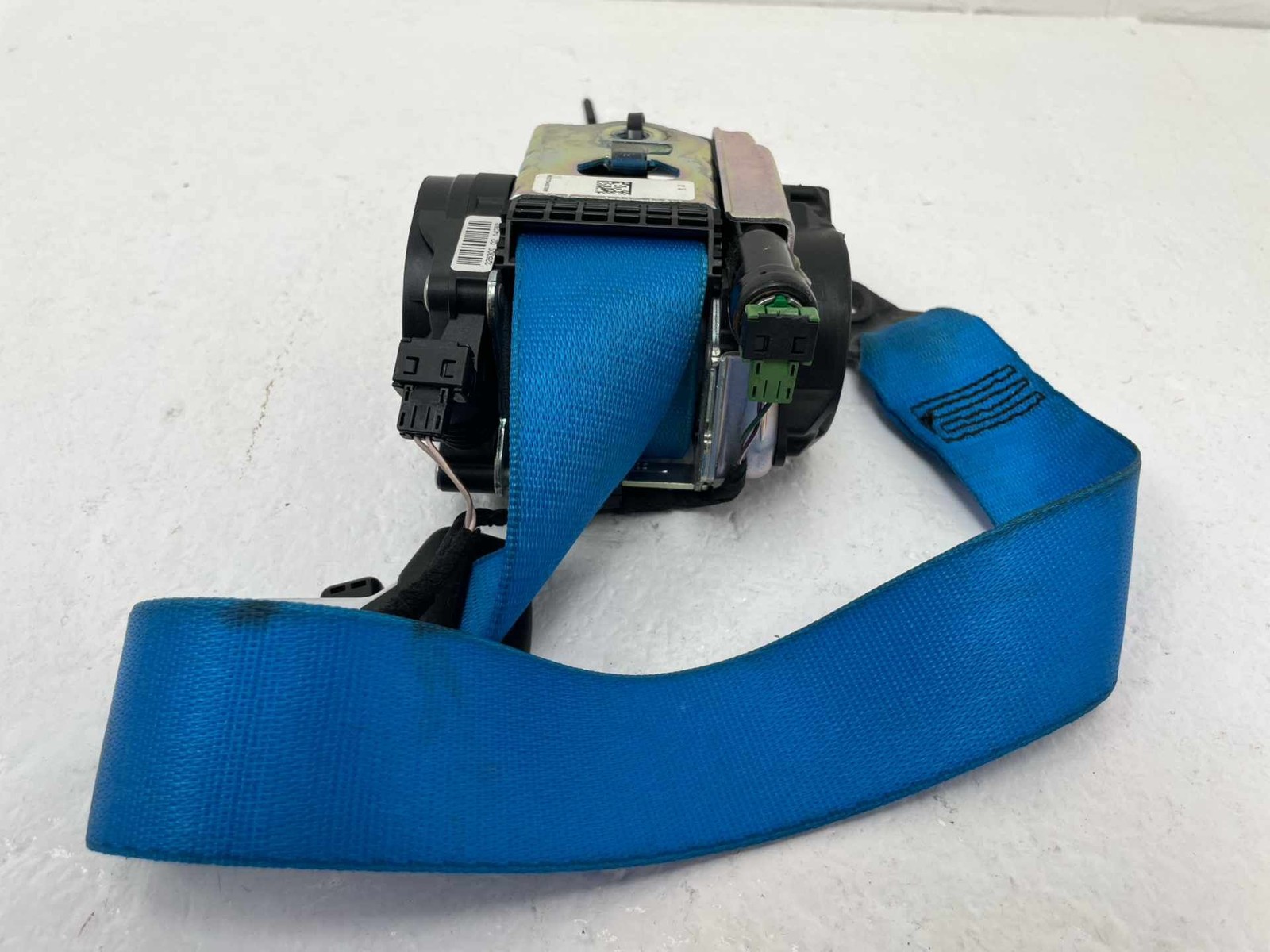 BMW i8 2014-2020 Front Right Seat belt retractor Blue