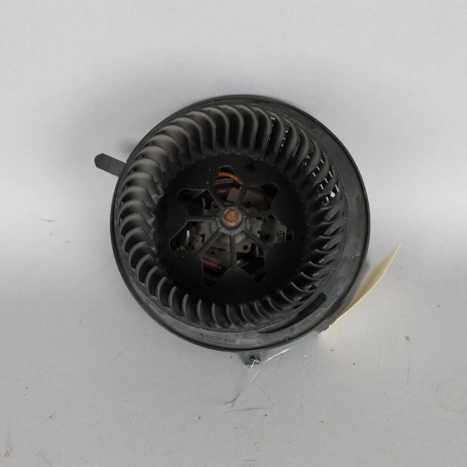 2006-2013 BMW 325i 328i 330i 335i M3 Heater Blower Motor 64116933663 OEM Used - Image 4 of 4