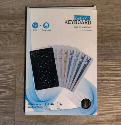 Bluetooth Keyboard - Pretty Slick! Makes Working On Phone A Lot Easier! NEW