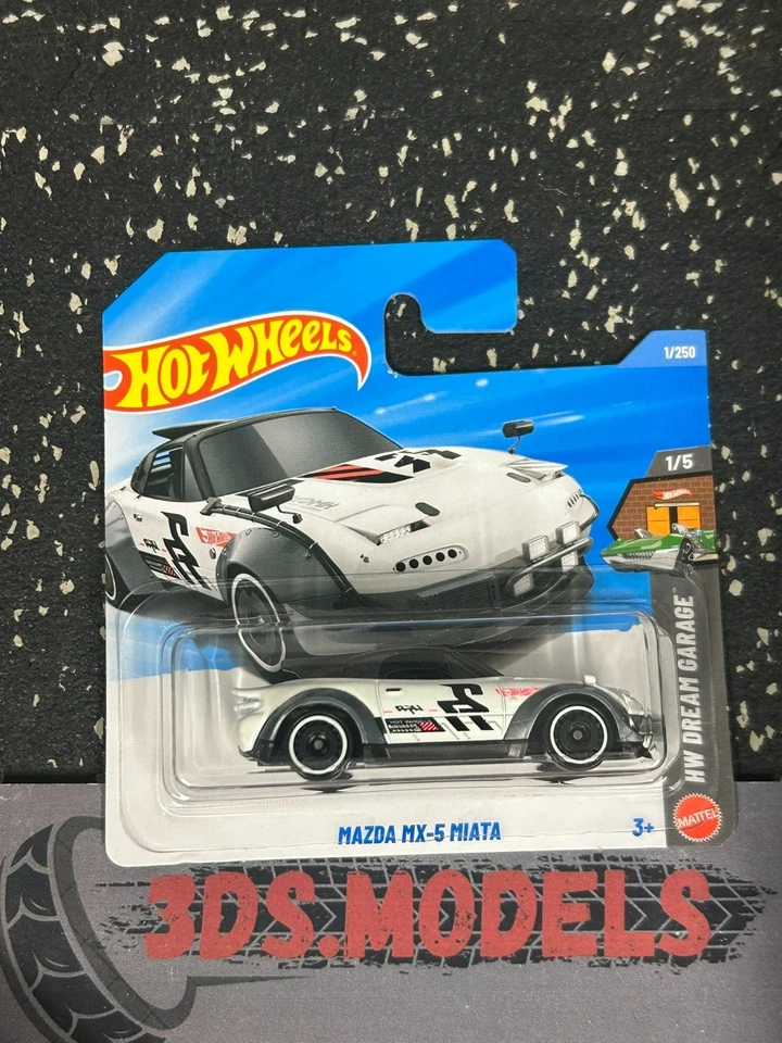 MAZDA MX5 MIATA WHITE Hot Wheels 2026 C **COMBINE POSTAGE**