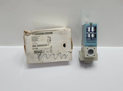 TELEMECANIQUE SQUARE D XML BM02V2S11 NAUTILUS PRESSURE SWITCH